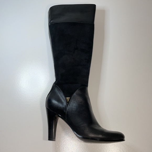 Victor Alfaro Leather Boots - Picture 3 of 16